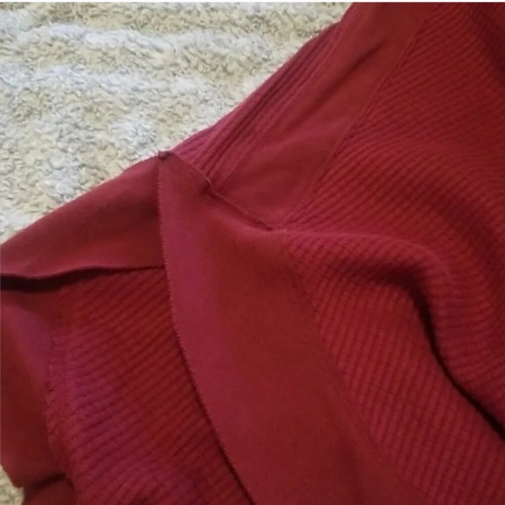 Oversized Owen Thermal In Red - Picture 5 of 6